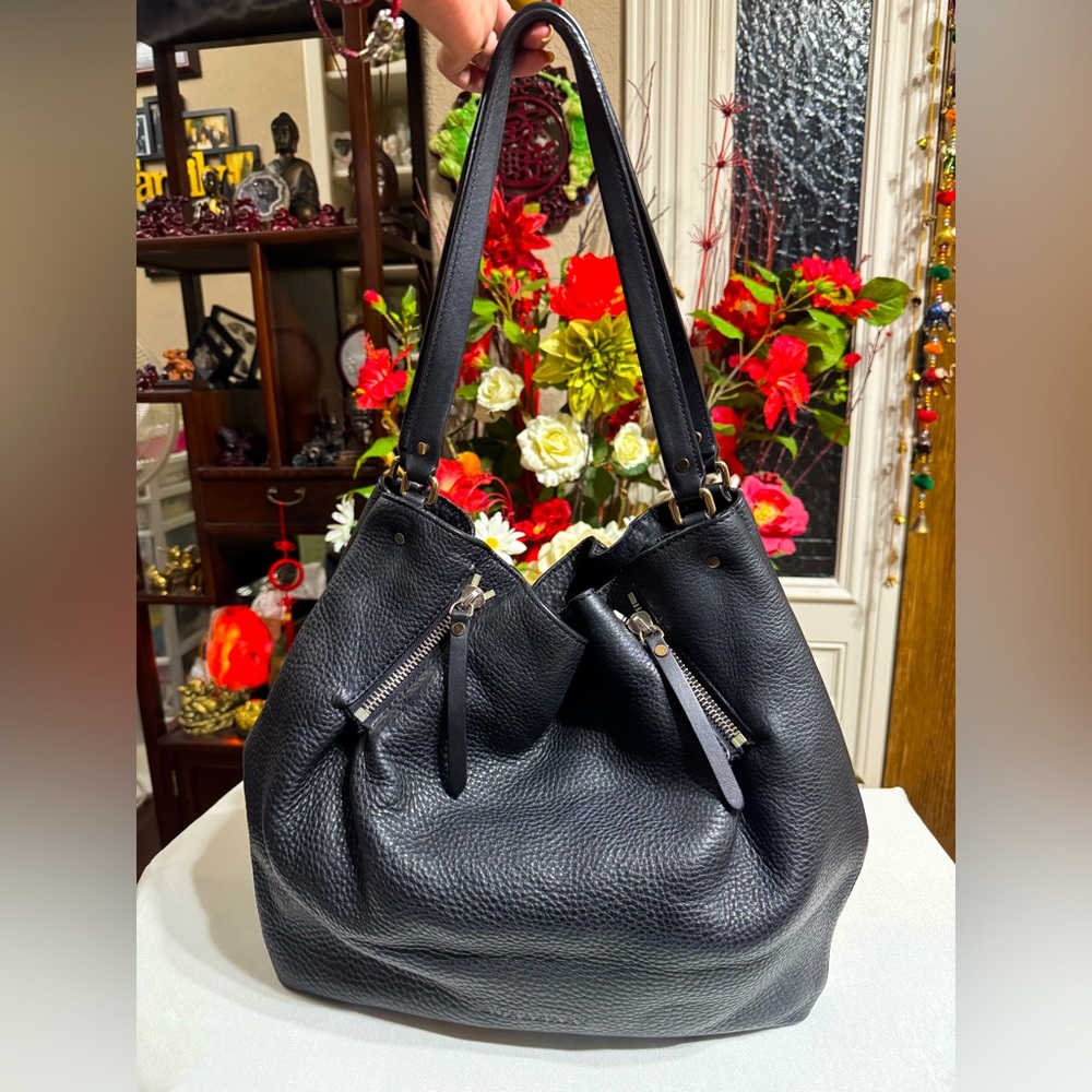 Burberry Black Pebbled Leather Hobo Shoulder Bag